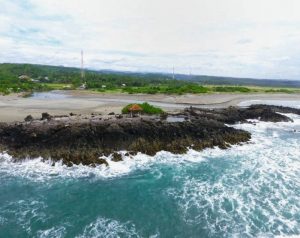 Pantai Karang Paranje